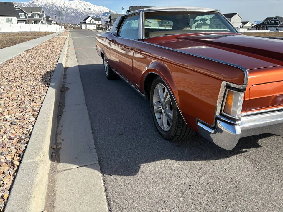 1970 Lincoln Continental Mark III - Image 7 of 24