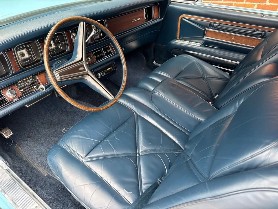 1970 Lincoln Continental Mark III - Image 13 of 20