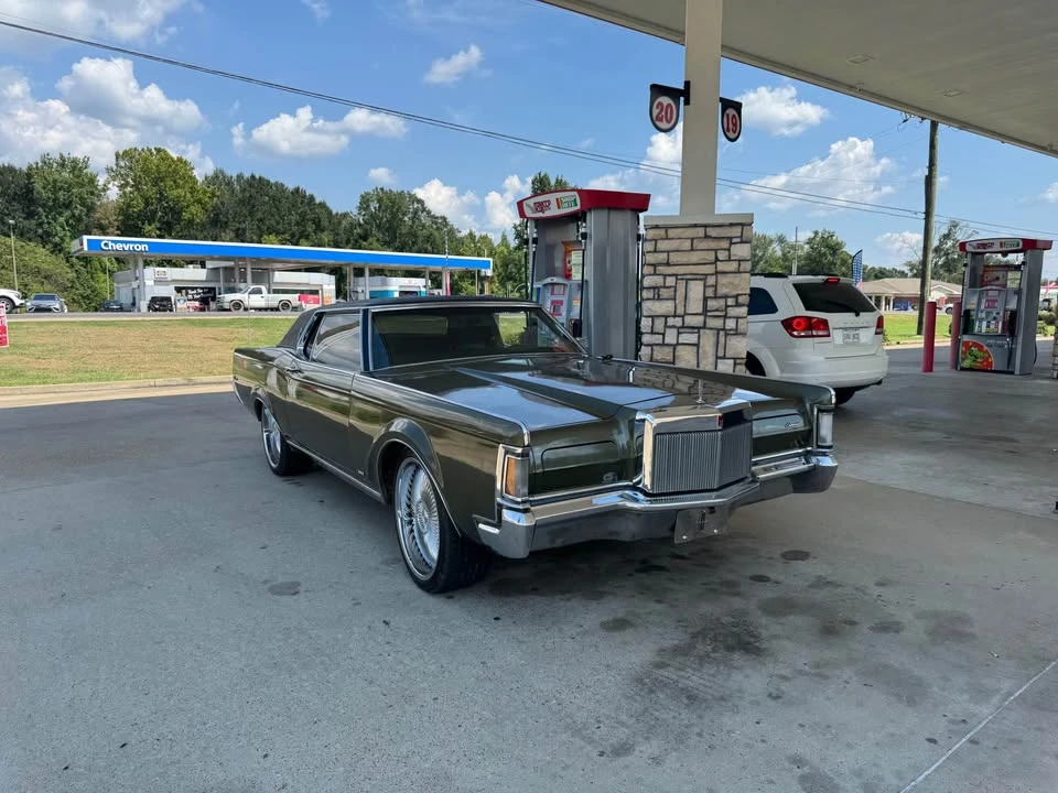 1970 Lincoln Continental 5th Gen - Image 10 of 10