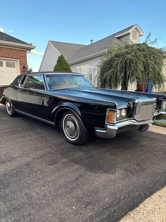 1970 Lincoln Continental 5th Gen - Image 2 of 12