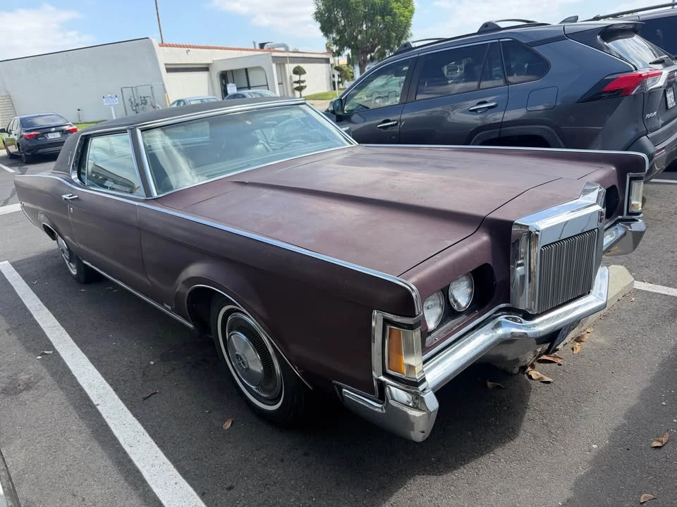 1970 Lincoln Continental 5th Gen - Image 11 of 13