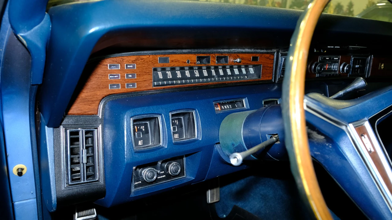 1970 Lincoln Continental 5th Gen - Image 2 of 17