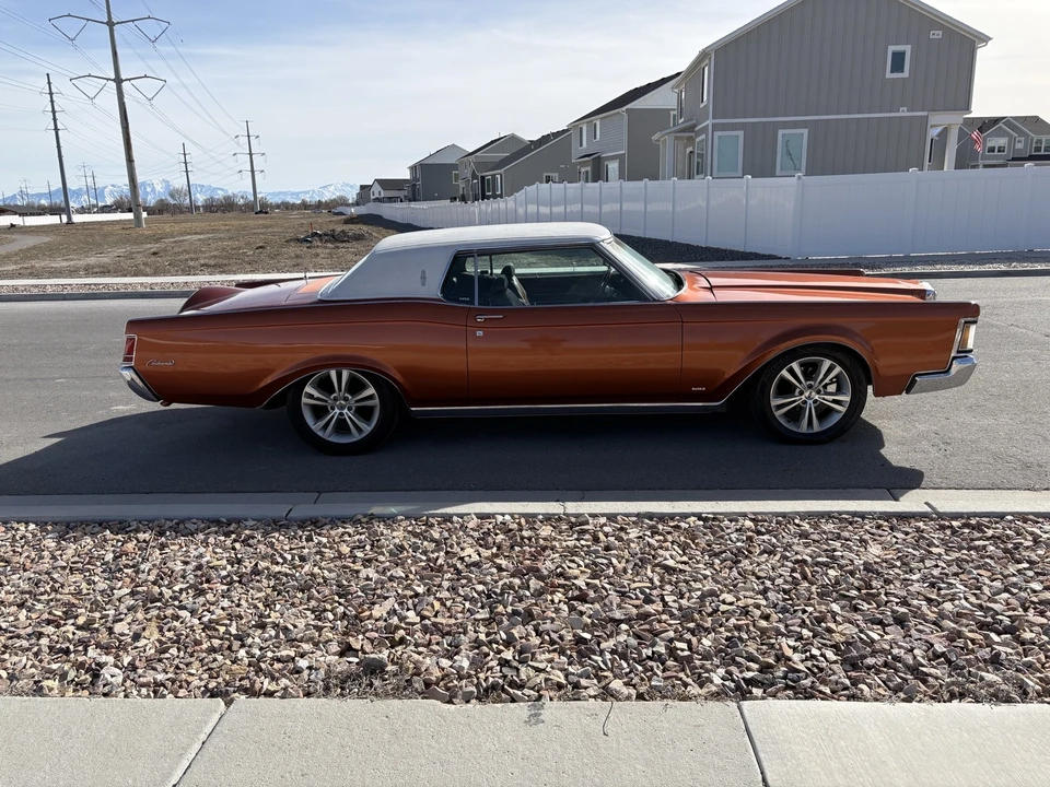 1970 Lincoln Continental Mark III - Image 3 of 21