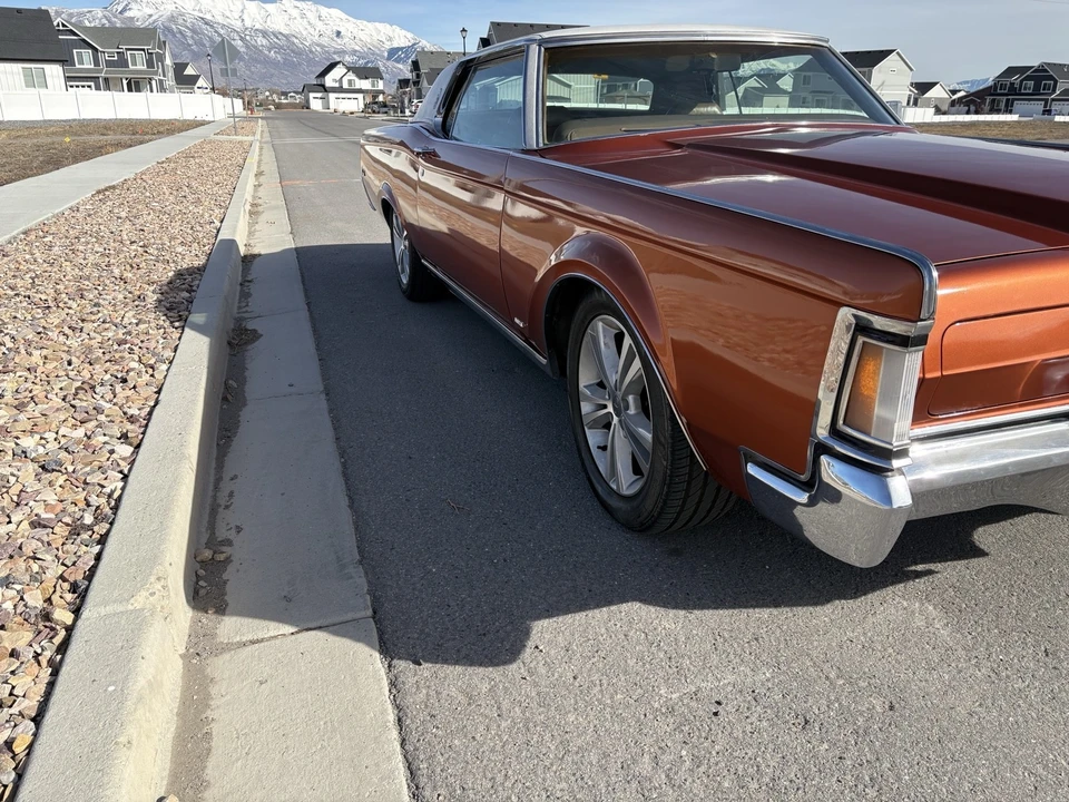 1970 Lincoln Continental Mark III - Image 5 of 31