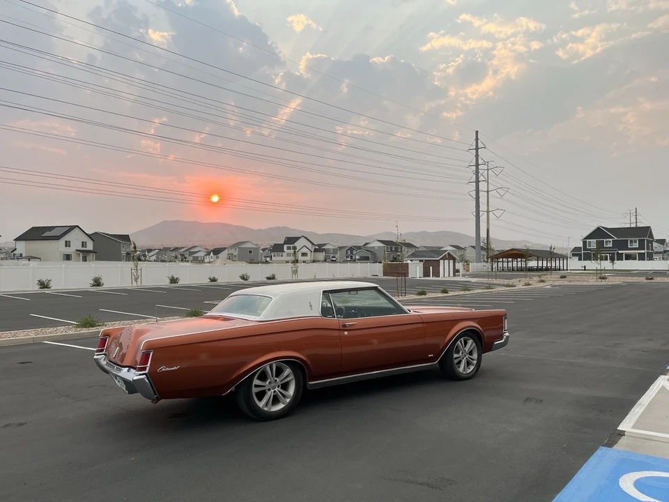1970 Lincoln Continental Mark III - Image 14 of 31