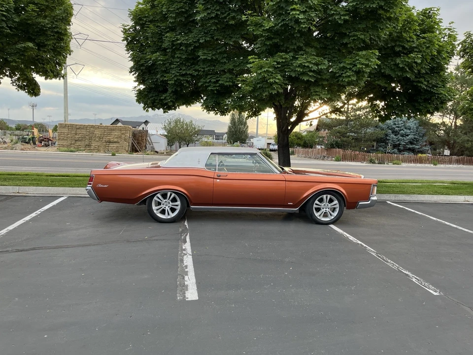 1970 Lincoln Continental Mark III - Image 15 of 31