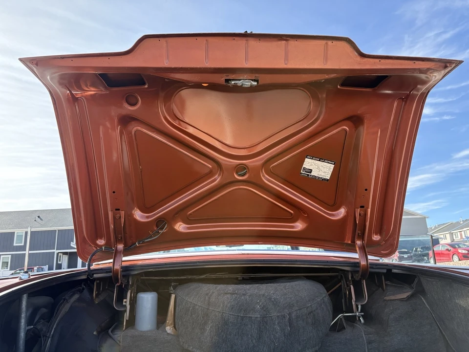 1970 Lincoln Continental Mark III - Image 11 of 31