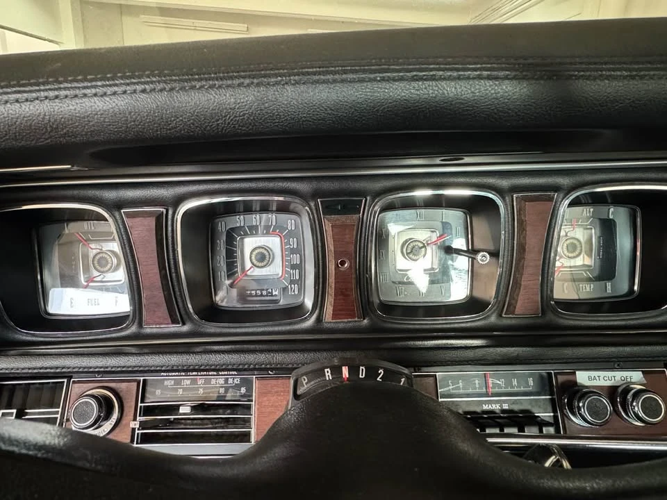 1970 Lincoln Continental Mark III - Image 8 of 9