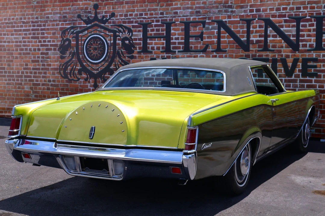 1970 Lincoln Continental Mark III - Image 7 of 21