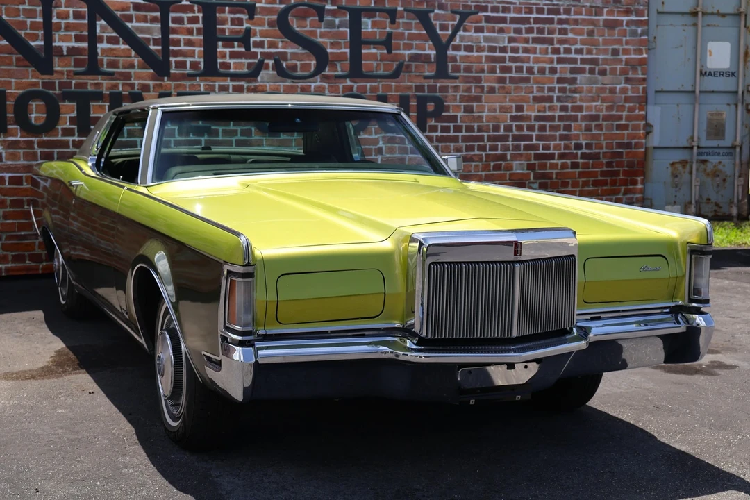 1970 Lincoln Continental Mark III - Image 5 of 21