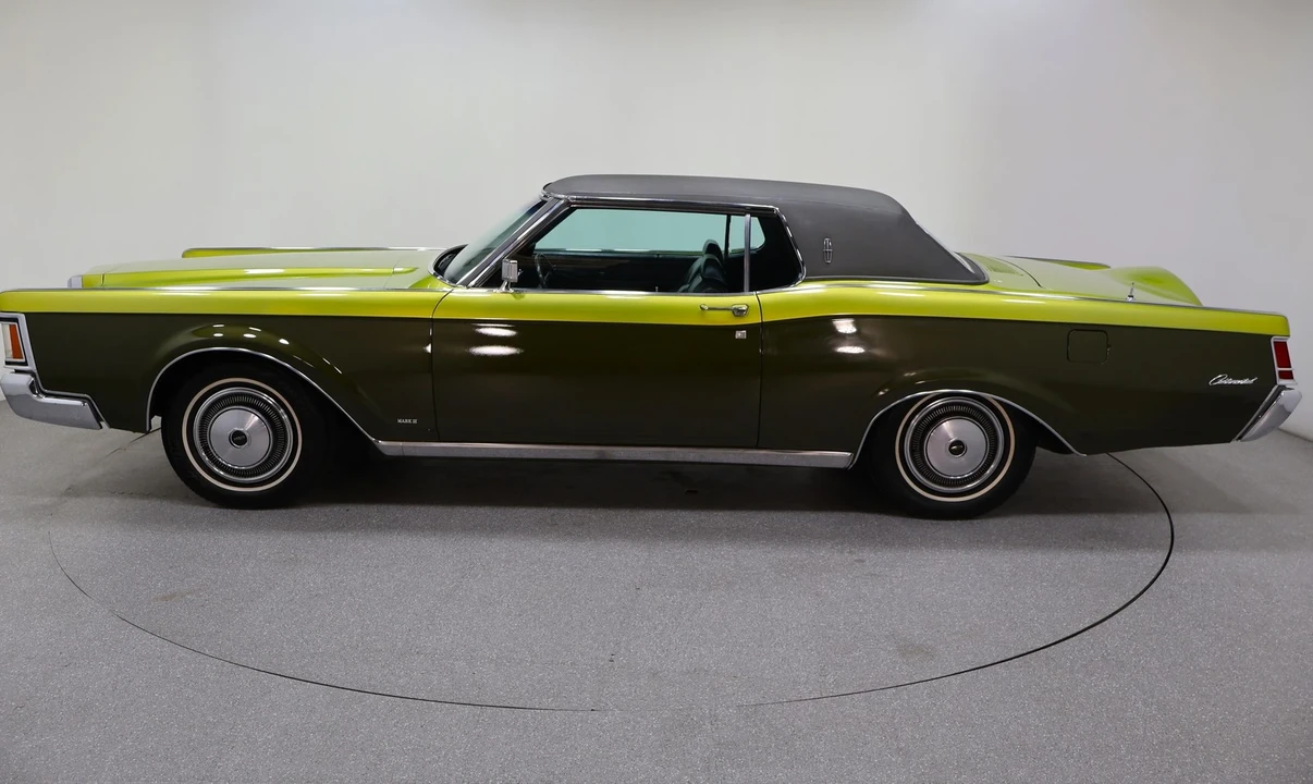 1970 Lincoln Continental Mark III - Image 15 of 21