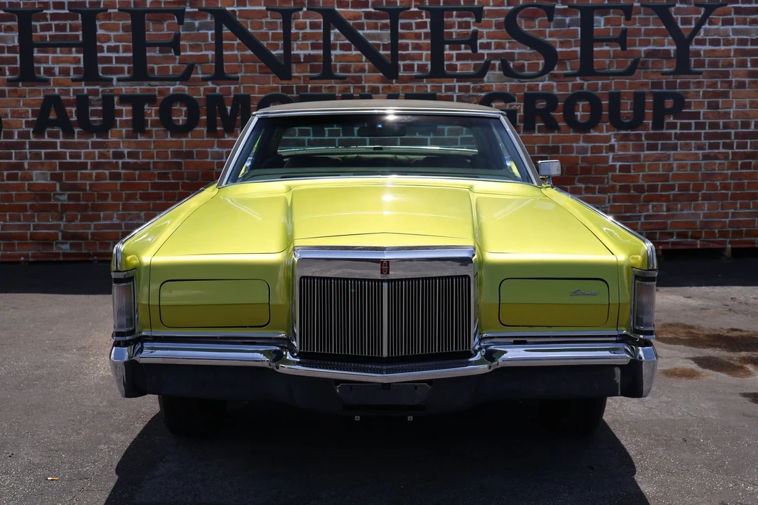 1970 Lincoln Continental Mark III - Image 4 of 21