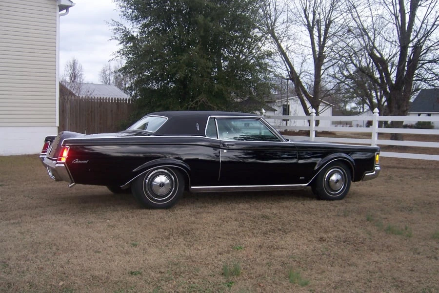 1970 Lincoln Continental Mark III - Image 2 of 12