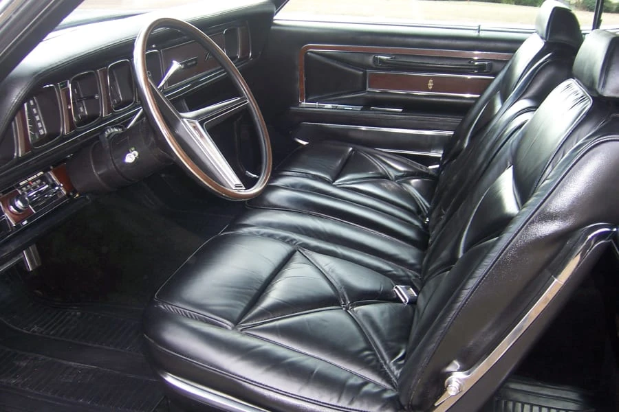 1970 Lincoln Continental Mark III - Image 4 of 12