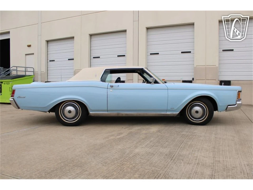 1970 Lincoln Continental Mark III - Image 16 of 31