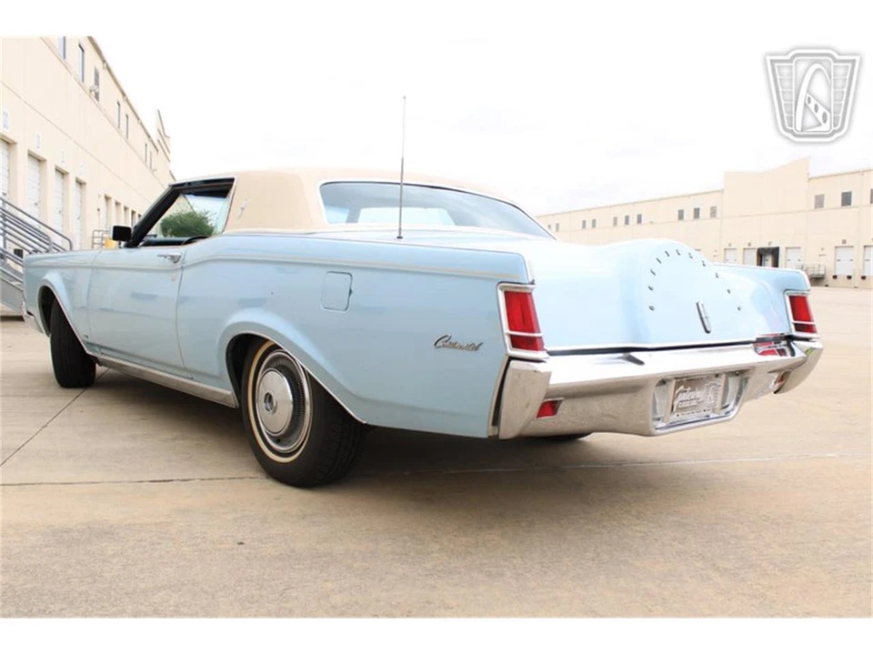 1970 Lincoln Continental Mark III - Image 7 of 31