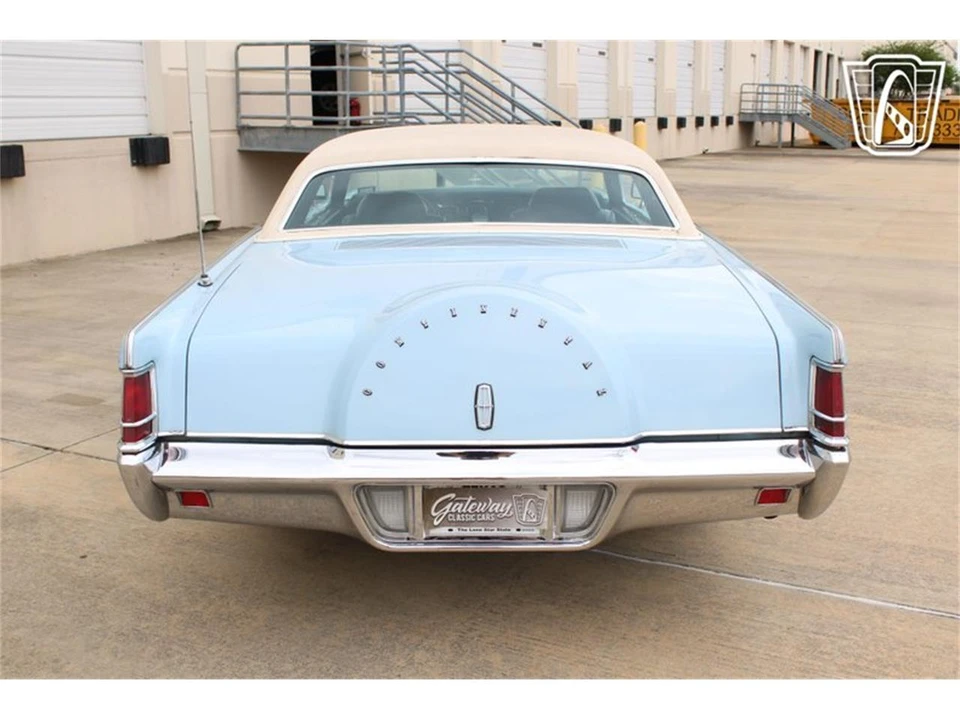 1970 Lincoln Continental Mark III - Image 9 of 31