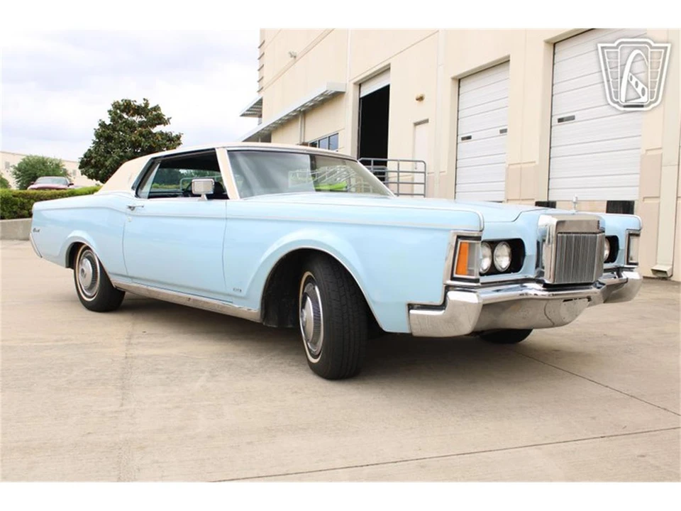 1970 Lincoln Continental Mark III - Image 19 of 31