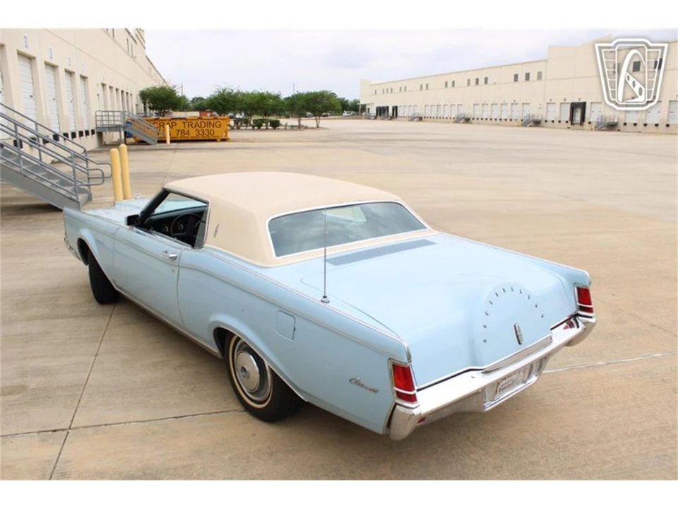 1970 Lincoln Continental Mark III - Image 5 of 31