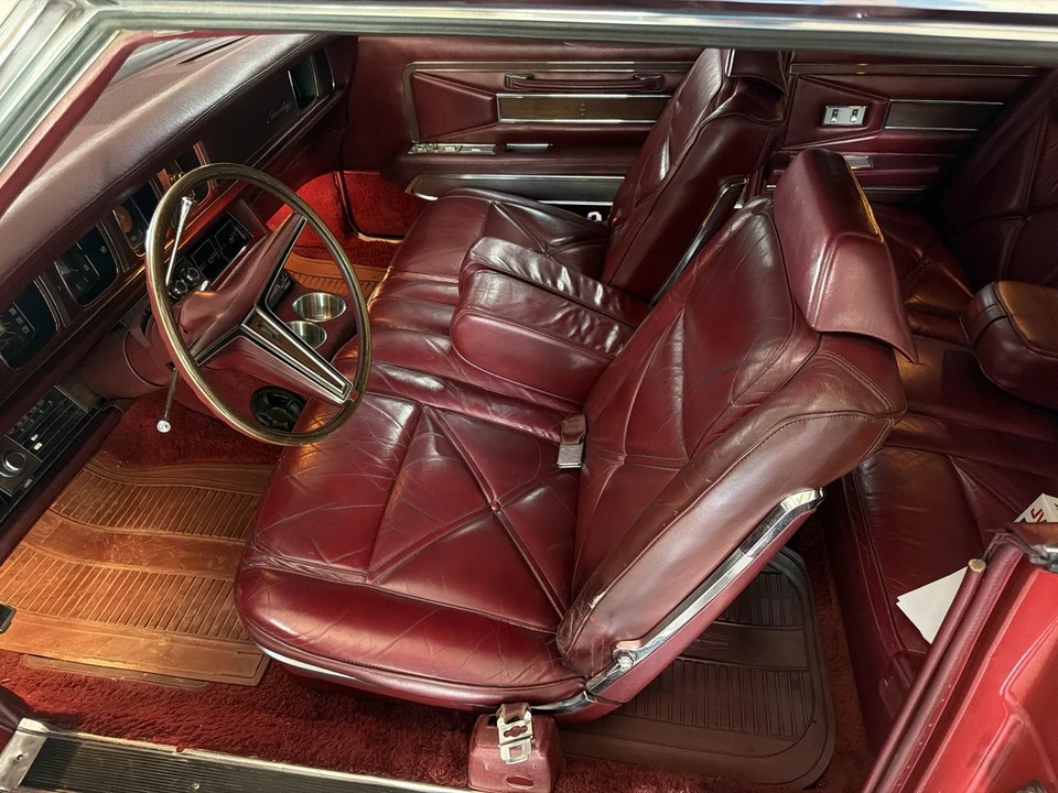 1970 Lincoln Continental Mark III - Image 17 of 21