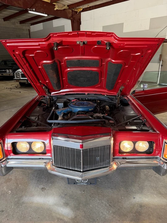 1970 Lincoln Continental Mark III - Image 16 of 21
