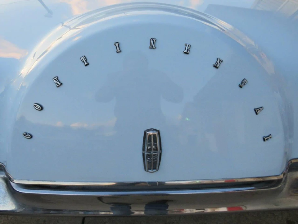 1970 Lincoln Continental Mark III - Image 18 of 31