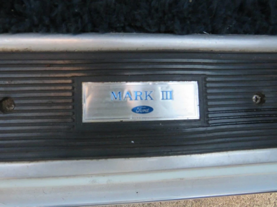 1970 Lincoln Continental Mark III - Image 25 of 31
