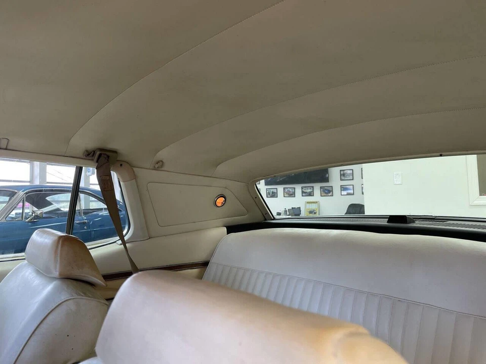 1970 Lincoln Continental Mark III - Image 26 of 31