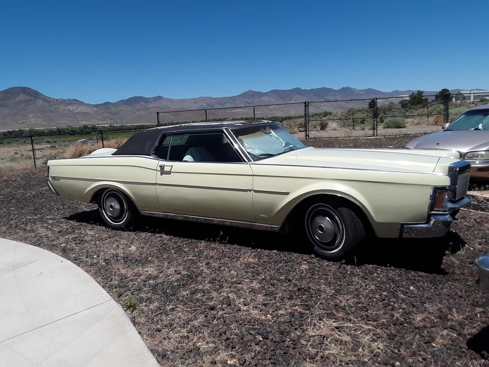 1970 Lincoln Continental Mark III - Image 5 of 30