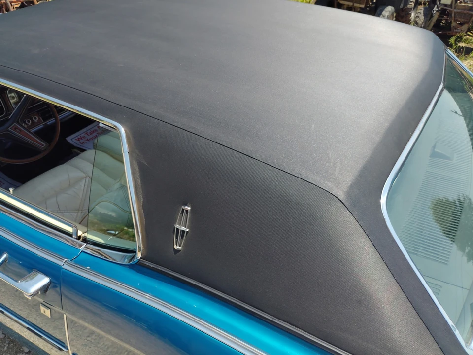 1970 Lincoln Continental Mark III - Image 18 of 31