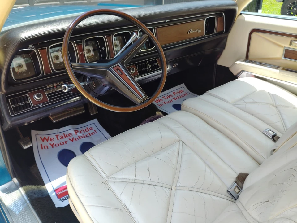 1970 Lincoln Continental Mark III - Image 12 of 31