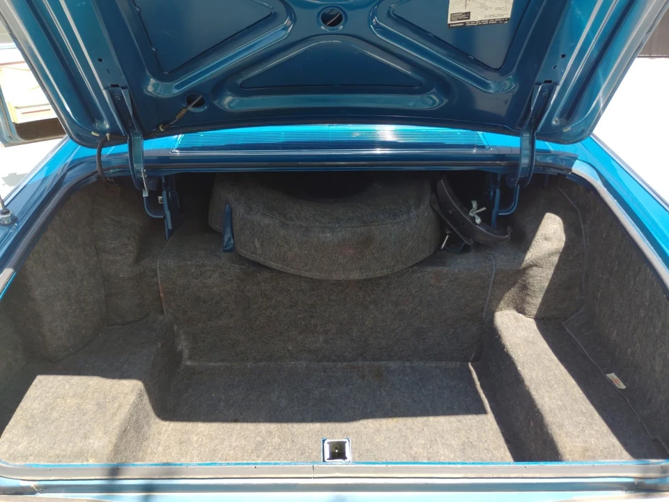 1970 Lincoln Continental Mark III - Image 18 of 21