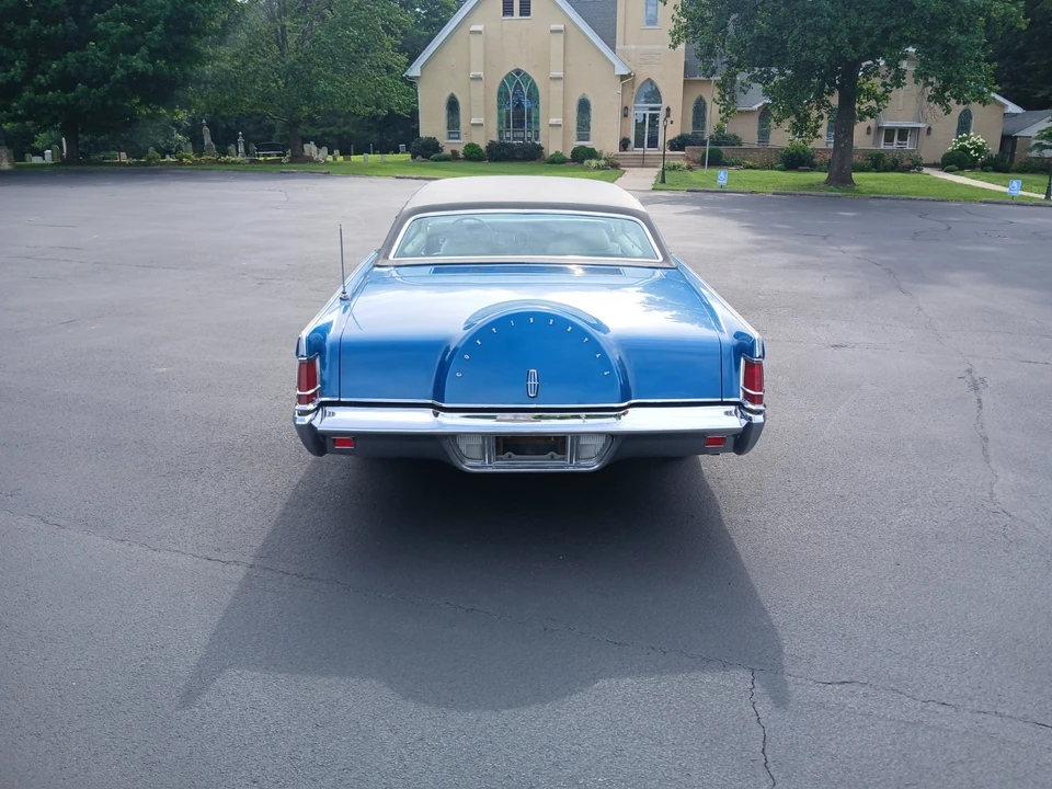 1970 Lincoln Continental Mark III - Image 6 of 31