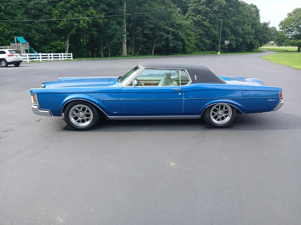 1970 Lincoln Continental Mark III - Image 21 of 31