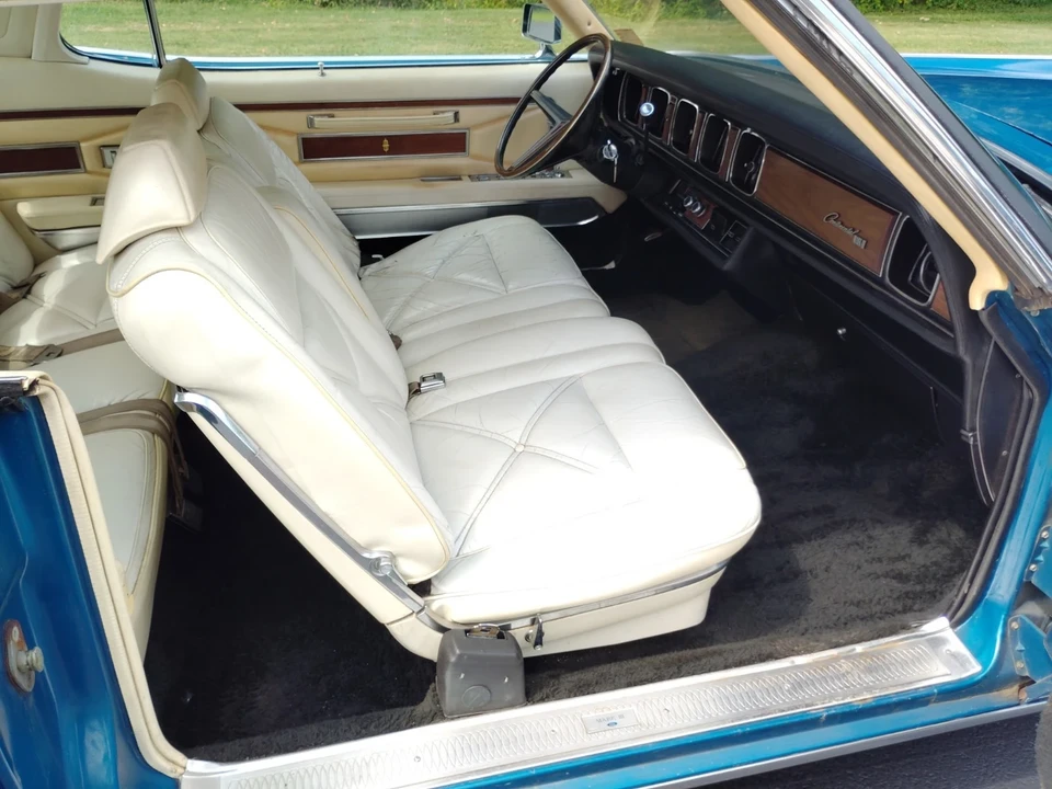 1970 Lincoln Continental Mark III - Image 16 of 21