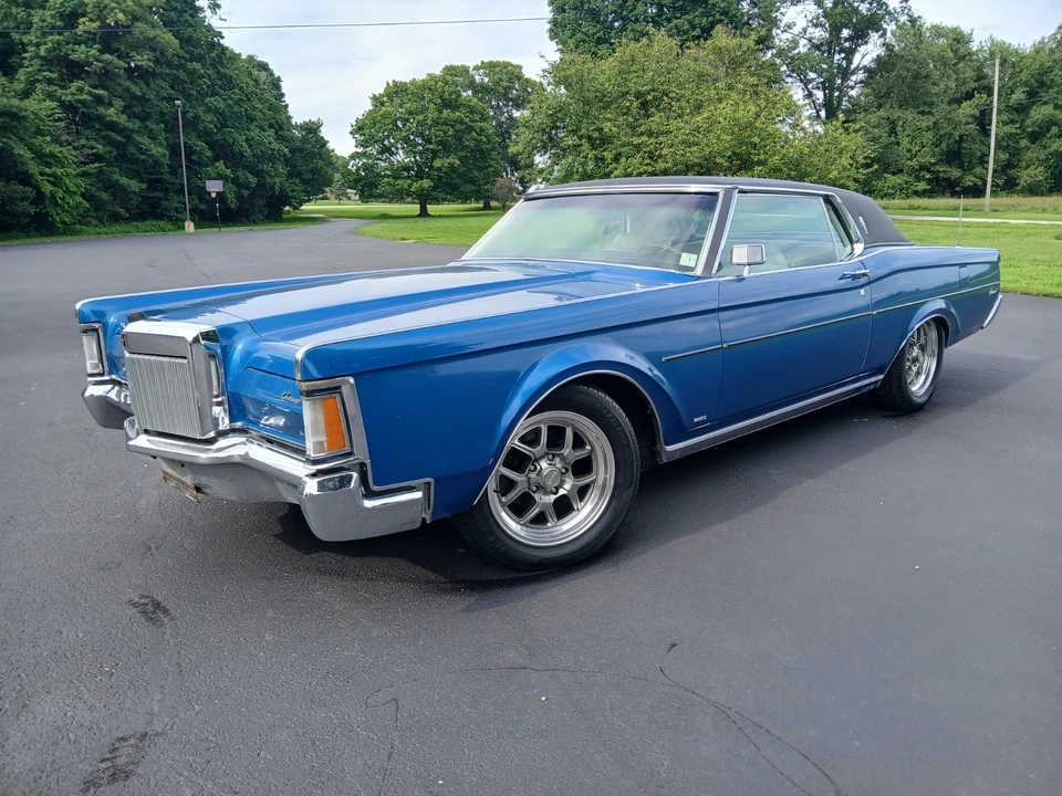 1970 Lincoln Continental Mark III - Image 23 of 31