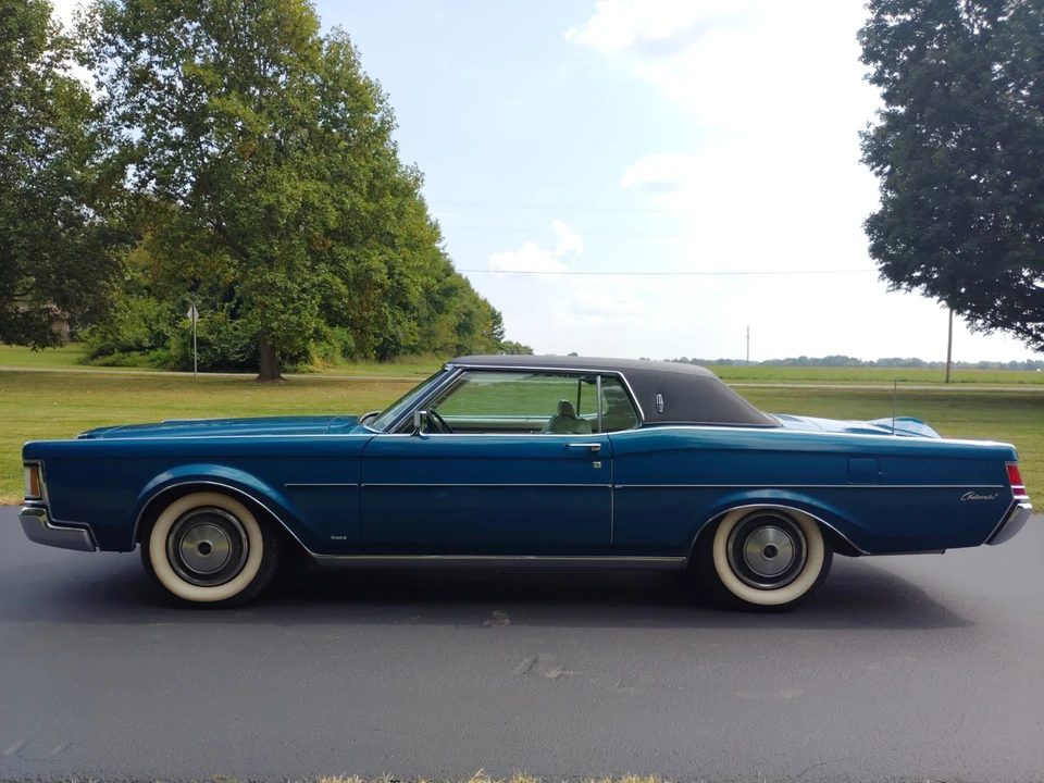 1970 Lincoln Continental Mark III - Image 20 of 31