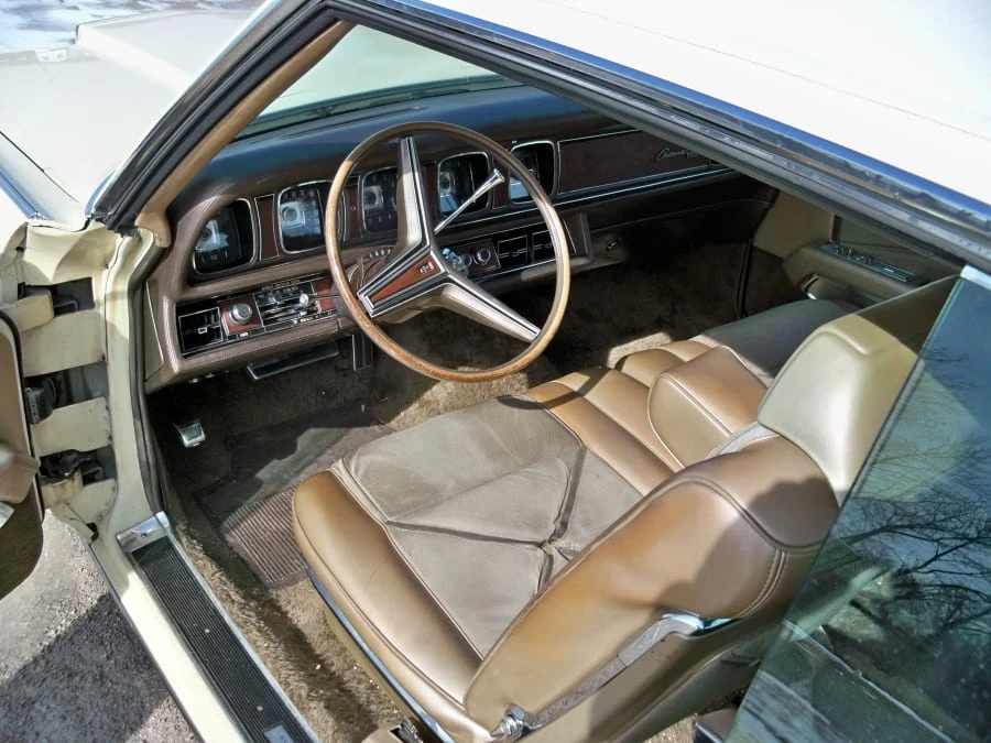 1970 Lincoln Continental Mark III - Image 2 of 3