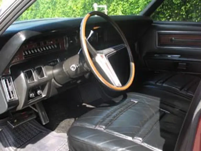 1970 Lincoln Continental 5th Gen - Image 9 of 12