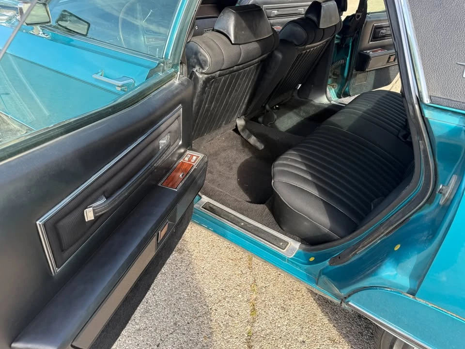 1970 Lincoln Continental 5th Gen - Image 6 of 7