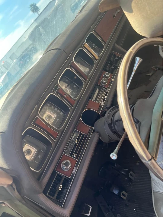 1970 Lincoln Continental Mark III - Image 10 of 16