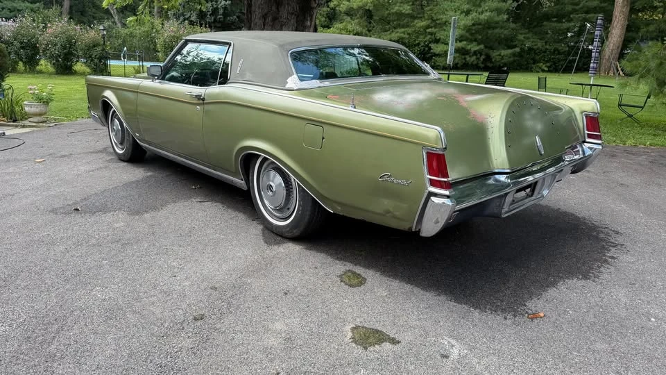 1970 Lincoln Continental Mark III - Image 7 of 19