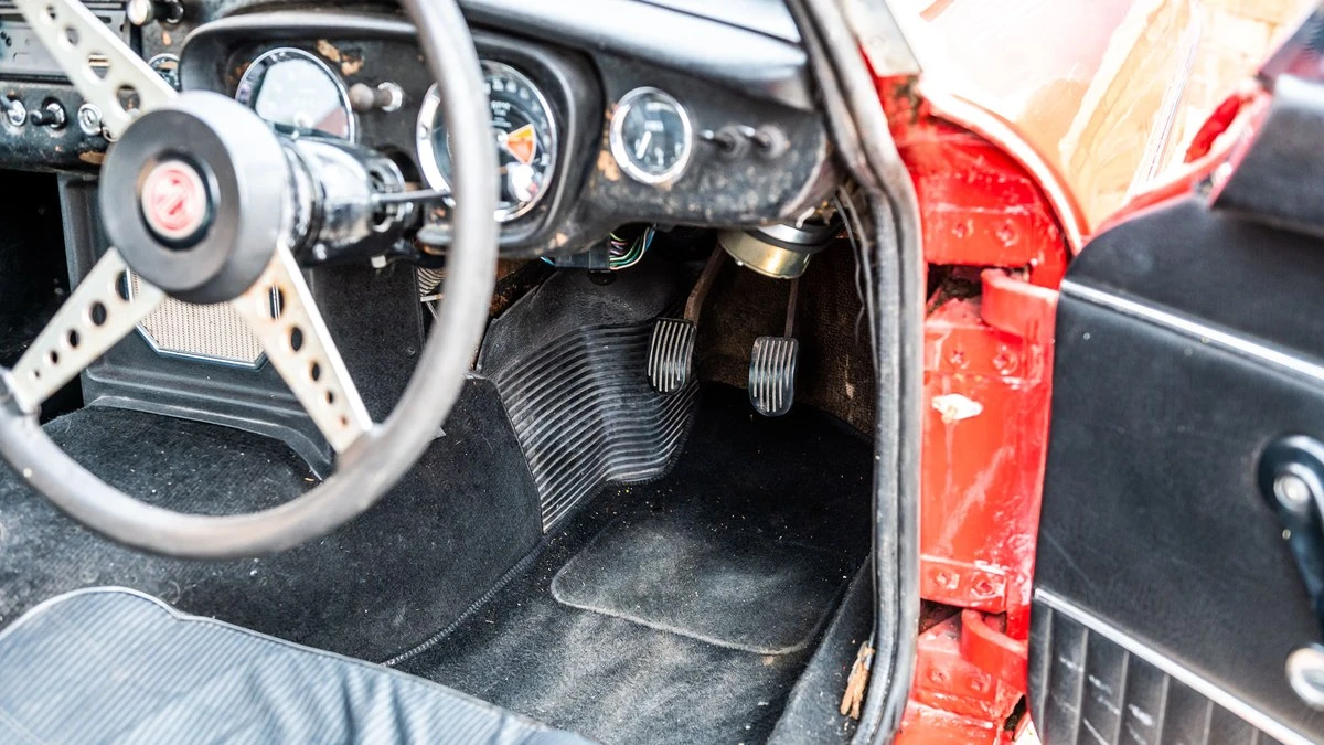 1970 MG MGB GT - Image 15 of 30