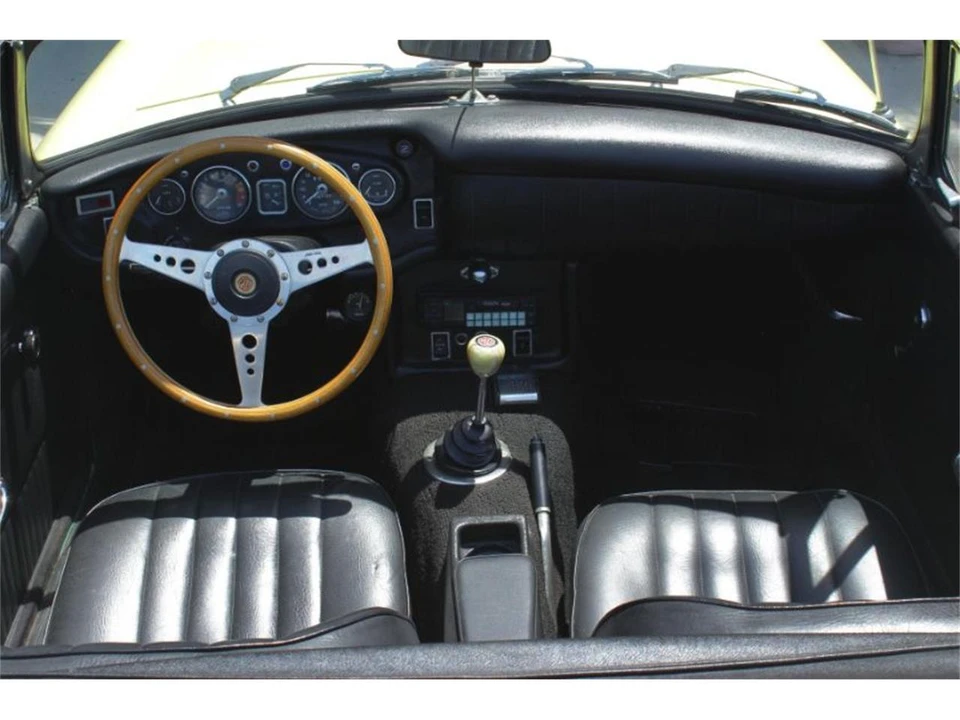 1970 MG MGB Roadster - Image 7 of 12