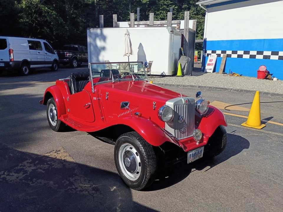 1970 MG - Image 2 of 11
