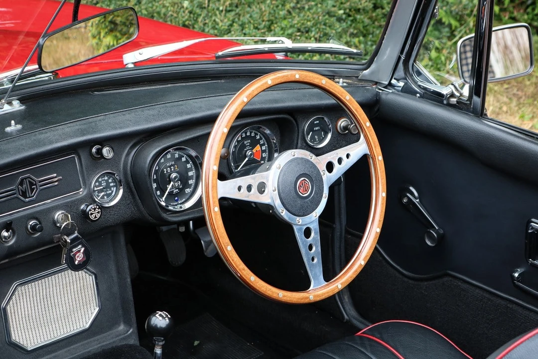 1970 MG MGB Roadster - Image 13 of 30