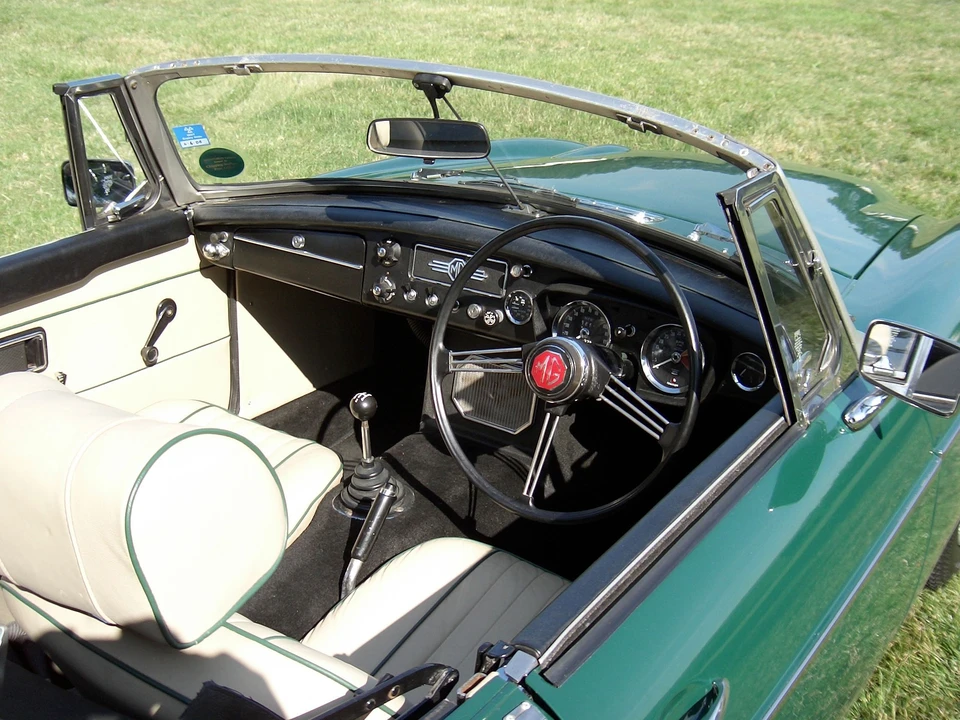 1970 MG MGC - Image 2 of 3