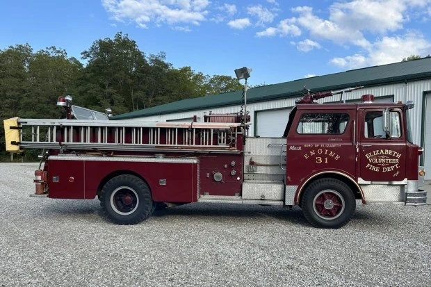 1970 Mack - Image 4 of 8