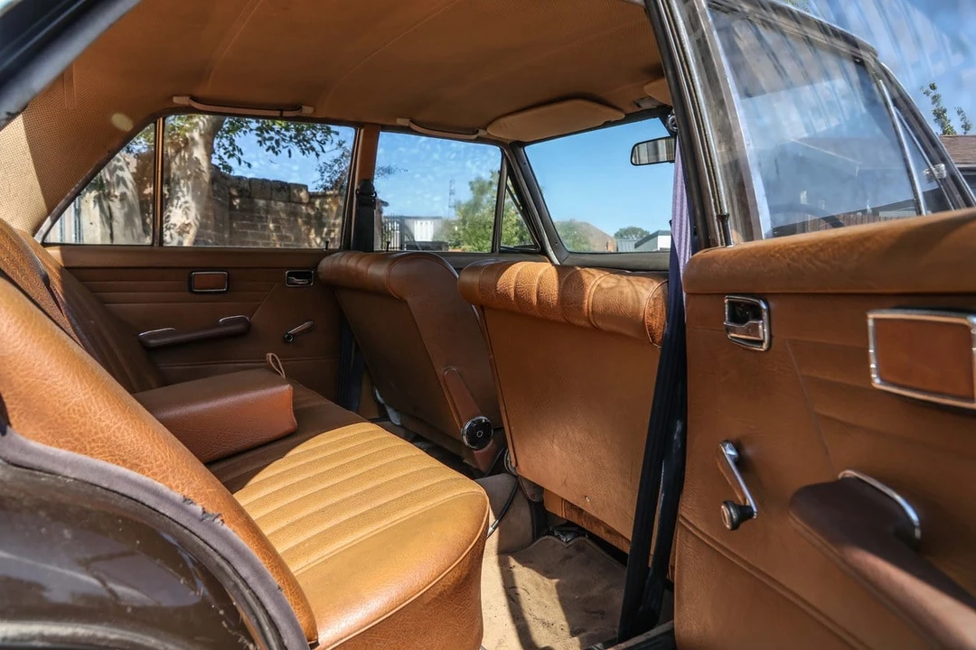 1970 Mercedes-Benz W114 & W115 - Image 17 of 30