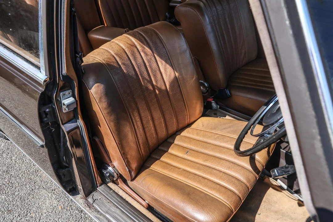 1970 Mercedes-Benz W114 & W115 - Image 15 of 30